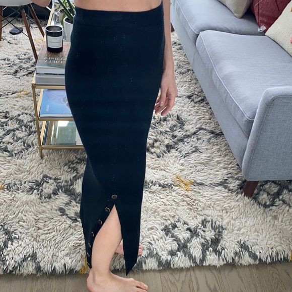 Black light wool Club Monaco skirt - Picture 1 of 4